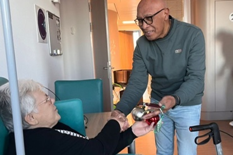 Kerstattientie voor de pati&euml;nten in het ziekenhuis