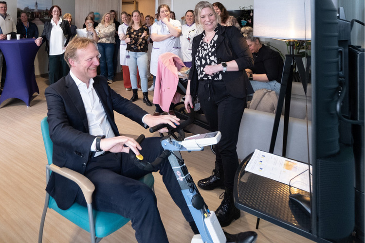 Samen bijgedragen aan realisatie huiskamer 